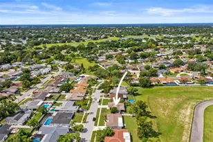 10970 Peppertree Ln, Port Richey, FL 34668 - Photo 32