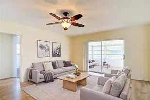 905 Bluewater Dr, Sun City Center, FL 33573 - Photo 20
