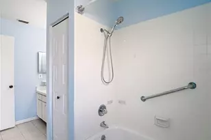 905 Bluewater Dr, Sun City Center, FL 33573 - Photo 40