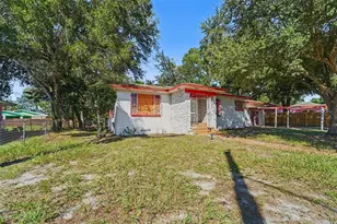 504 E Emily St, Tampa, FL 33603 - Photo 2