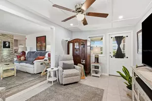 185 Lake Tarpon Dr, Palm Harbor, FL 34684 - Photo 6