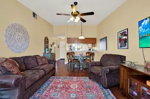 7216 Parkside Villas Dr, Saint Petersburg, FL 33709 - Photo 14