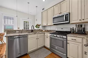 2804 W Angeles St, Tampa, FL 33629 - Photo 10