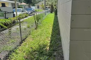 2609 E Emma St, Tampa, FL 33610 - Photo 18