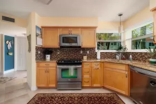 6011 Bahia Del Mar Blvd, Saint Petersburg, FL 33715 - Photo 12