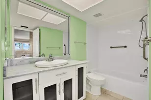 10216 Regal Dr, Largo, FL 33774 - Photo 18