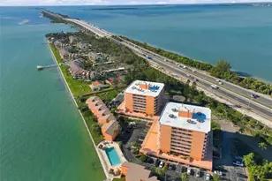 7430 Sunshine Skyway Ln S, Saint Petersburg, FL 33711 - Photo 32