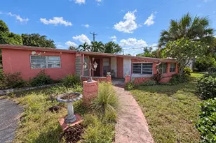 6770 McKinley St, Hollywood, FL 33024 - Photo 2