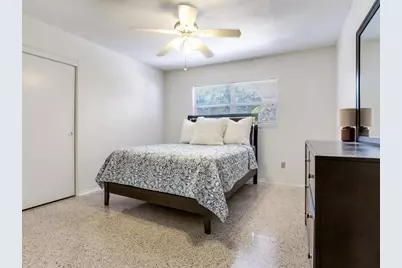 245 115th Avenue, Treasure Island, FL 33706 - Photo 16