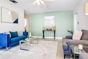 245 115th Ave, Treasure Island, FL 33706 - Photo 4