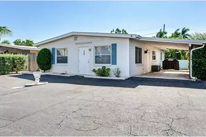 245 115th Avenue, Treasure Island, FL 33706 - Photo 2