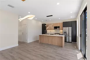 8403 Modano Pl, Tampa, FL 33614 - Photo 8