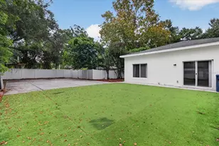 5114 Chilkoot St, Tampa, FL 33617 - Photo 76