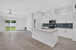 5114 Chilkoot St, Tampa, FL 33617 - Photo 16