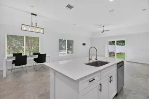 5114 Chilkoot St, Tampa, FL 33617 - Photo 18