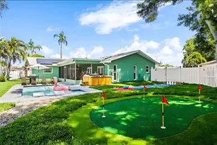 9220 132nd St, Seminole, FL 33776 - Photo 10