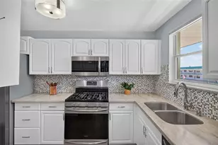 5935 30th Ave S, Gulfport, FL 33707 - Photo 6