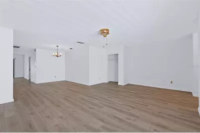 303 Green Manor Drive, Sun City Center, FL 33573 - Photo 8