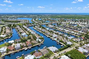 542 Islebay Dr, Apollo Beach, FL 33572 - Photo 50