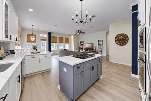 542 Islebay Dr, Apollo Beach, FL 33572 - Photo 8