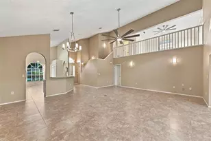 11109 Clayridge Dr, Tampa, FL 33635 - Photo 2