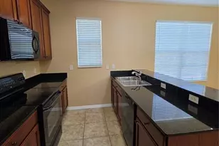 2425 Middleton Grove Dr, Brandon, FL 33511 - Photo 18