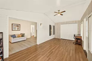 980 7th St NW, Largo, FL 33770 - Photo 18