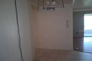 8825 113th St, Seminole, FL 33772 - Photo 6