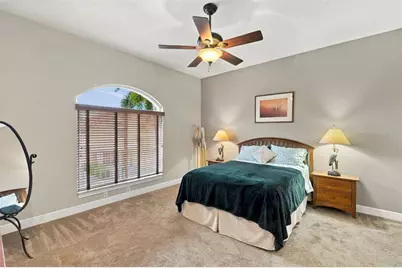 10 Lincoln Avenue S, Saint Petersburg, FL 33711 - Photo 30