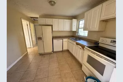 3205 W Napoleon Avenue, Tampa, FL 33611 - Photo 12