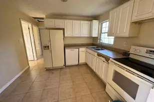 3205 W Napoleon Ave, Tampa, FL 33611 - Photo 12