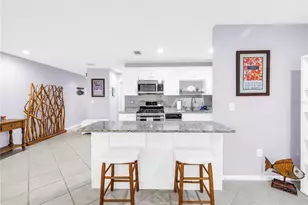 5725 80th St N, Saint Petersburg, FL 33709 - Photo 8