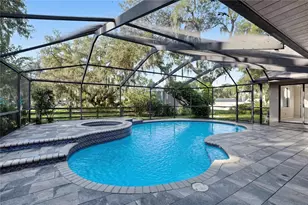 1005 Hollyberry Ct, Brandon, FL 33511 - Photo 32