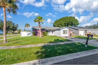 1002 Pine Ridge Circle, Brandon, FL 33511 - Photo 16