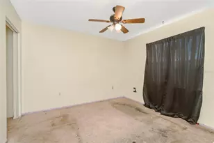 1002 Pine Ridge Cir, Brandon, FL 33511 - Photo 48