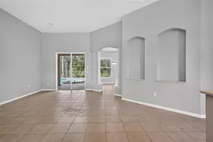 12263 Creek Edge Dr, Riverview, FL 33579 - Photo 4