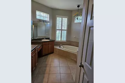 12263 Creek Edge Drive, Riverview, FL 33579 - Photo 6