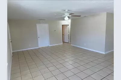 4850 9th Street, Zephyrhills, FL 33542 - Photo 2
