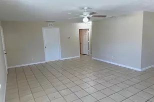 4850 9th St, Zephyrhills, FL 33542 - Photo 2