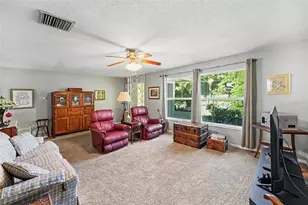 8727 143rd St, Seminole, FL 33776 - Photo 4