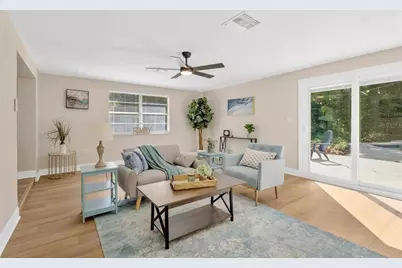 6809 Valrie Lane, Riverview, FL 33569 - Photo 6