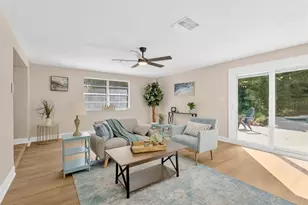 6809 Valrie Ln, Riverview, FL 33569 - Photo 6