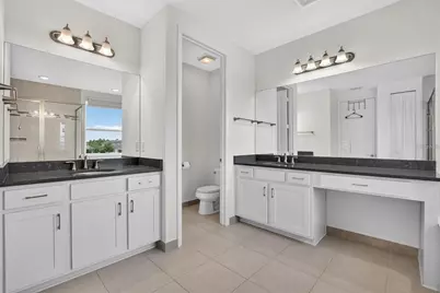 31142 Lindentree Drive, Wesley Chapel, FL 33543 - Photo 18