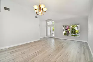 10412 Lucaya Dr, Tampa, FL 33647 - Photo 10