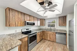 12300 Park Blvd, Seminole, FL 33772 - Photo 8