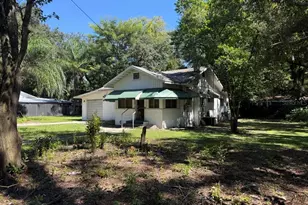 10109 N Jasmine Ave, Tampa, FL 33612 - Photo 2