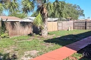 1051 Maybury Dr, Holiday, FL 34691 - Photo 16