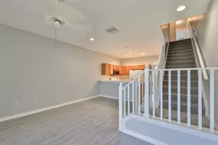 12938 Kings Crossing Dr, Gibsonton, FL 33534 - Photo 10