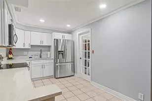 4317 S Hale Ave, Tampa, FL 33611 - Photo 6