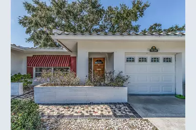 9234 141st Street, Seminole, FL 33776 - Photo 2